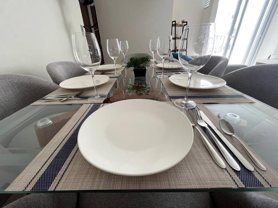 Luxury In Miraflores With Rooftop Pool Apartment