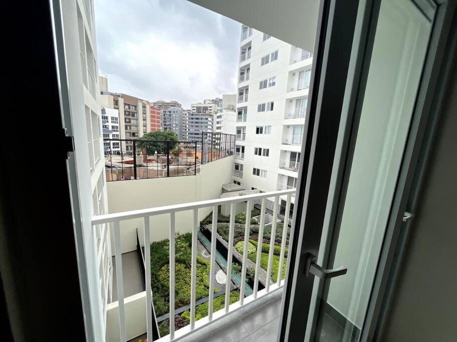 Luxury In Miraflores With Rooftop Pool Appartamento *